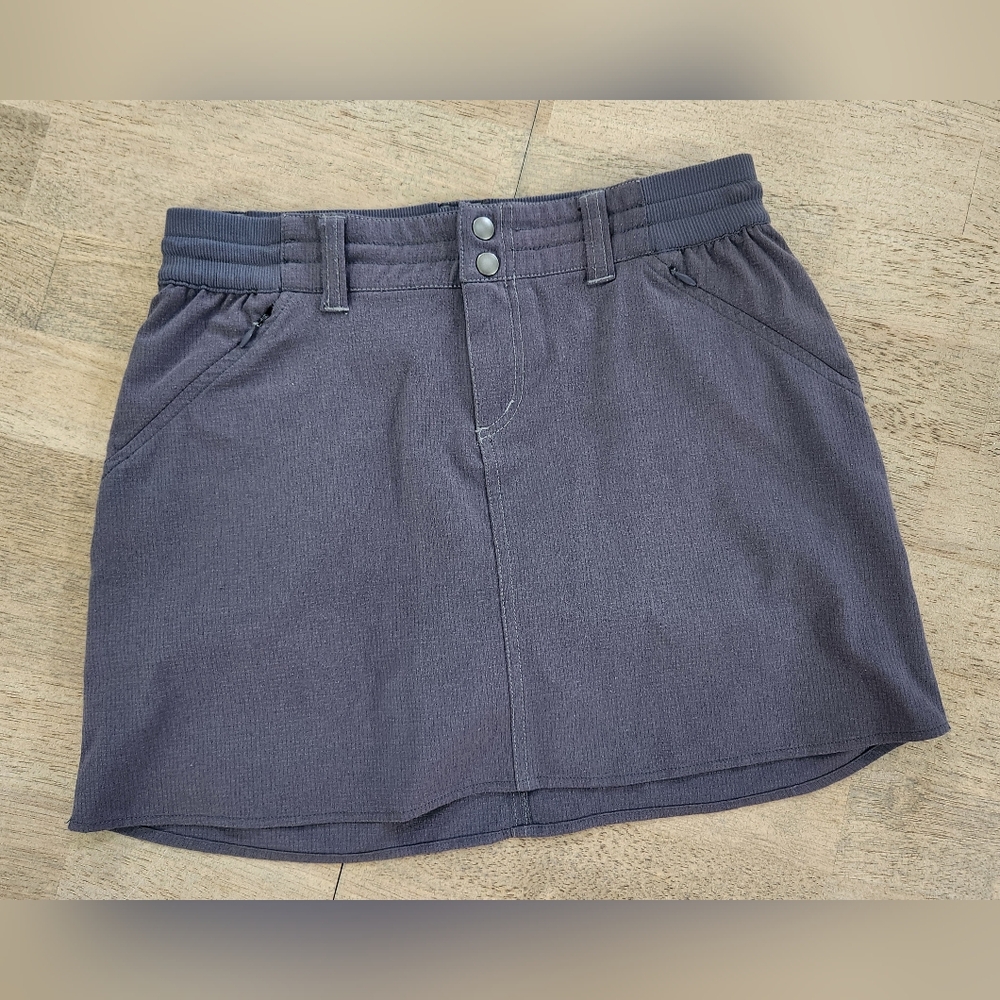 Kuhl Dark Gray Skort Zip Pockets Size 2 (E5)